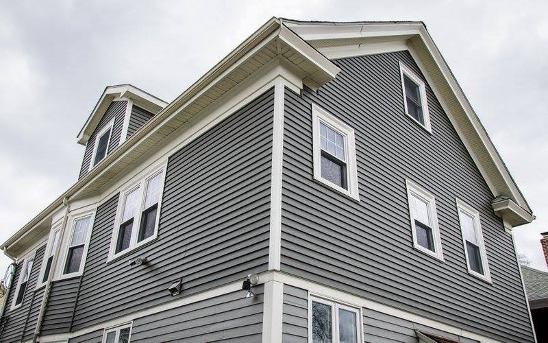 Vinyl Siding Installers in Lowell